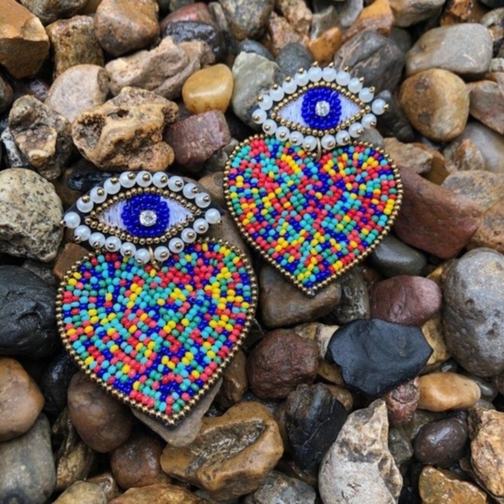 Eye catching vibrant earrings